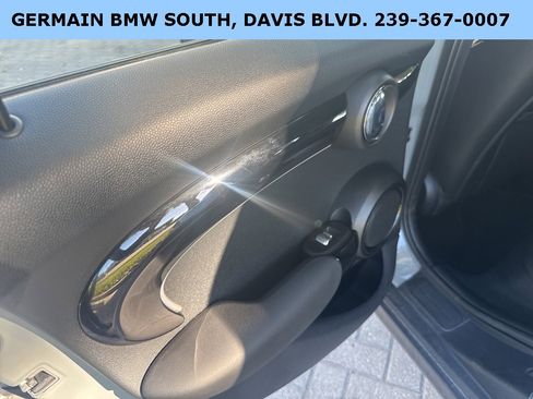 Used 2022 MINI Cooper S image 35