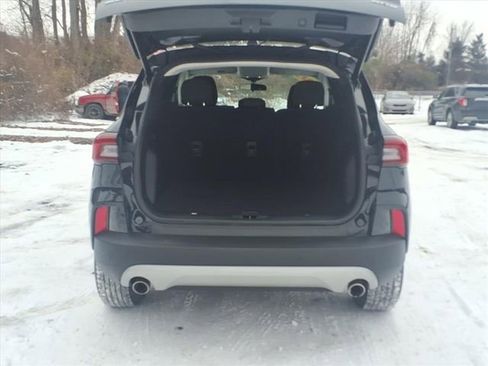 Certified 2023 Ford Escape Active w/ Tech Pack #2 image 9