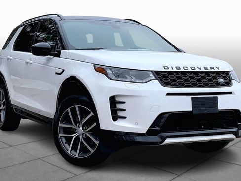 Used 2025 Land Rover Discovery Sport Dynamic SE image 3