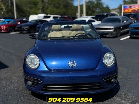 Used 2013 Volkswagen Beetle 2.0T FWD image 12