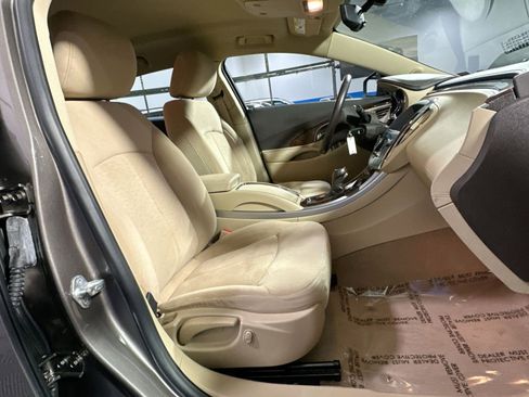 Used 2011 Buick LaCrosse CX image 32