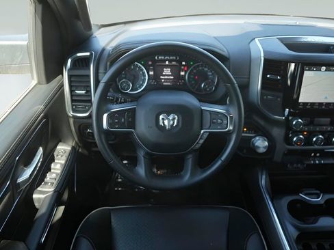 Used 2024 RAM 1500 Laramie image 24