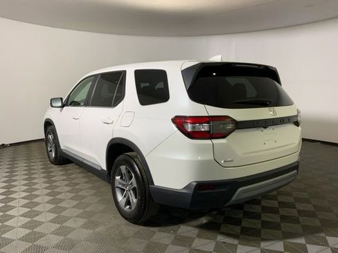 Used 2023 Honda Pilot EX-L image 9