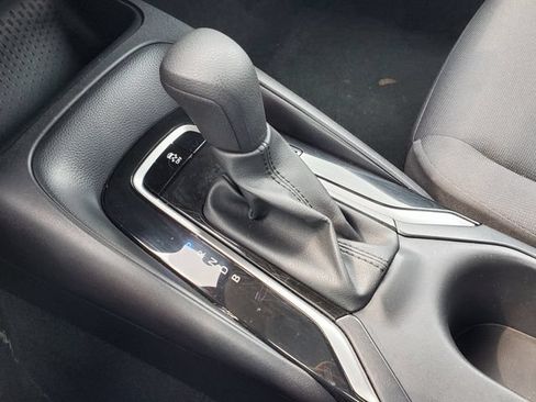 Certified 2025 Toyota Corolla LE FWD image 30