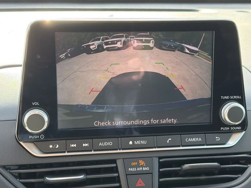 Used 2022 Nissan Altima 2.5 SV w/ SV Premium Package AWD/4WD image 30