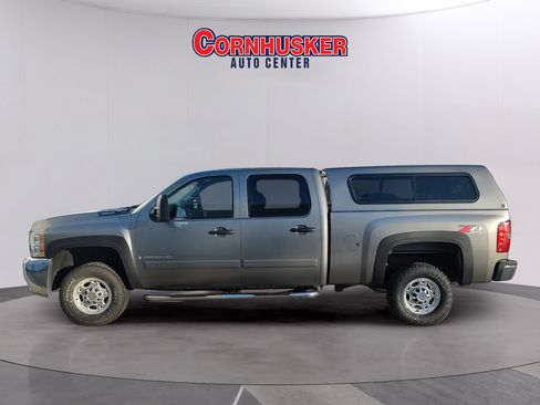 Used 2008 Chevrolet Silverado 2500 LT w/ 1LT Convenience Package AWD/4WD image 5