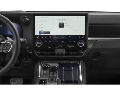 Used 2025 Lexus GX 550 w/ Accessory Package (2T) AWD/4WD image 12