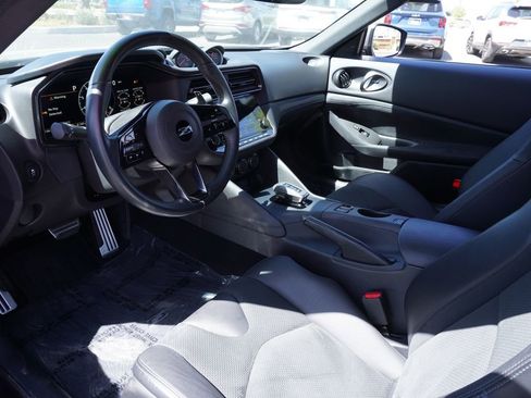 Certified 2025 Nissan Z Performance w/ Floor Mat Package RWD image 15