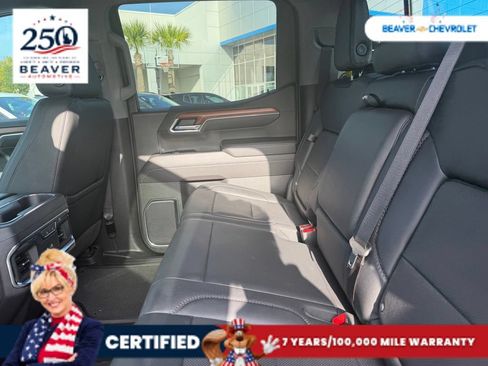 Used 2023 GMC Sierra 1500 Denali w/ Denali Reserve Package AWD/4WD image 9