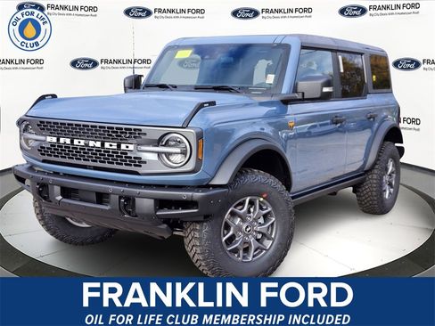 New 2025 Ford Bronco Badlands image 1
