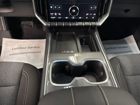 New 2026 GMC Acadia Elevation w/ LPO, Floor Liner Package AWD/4WD image 18