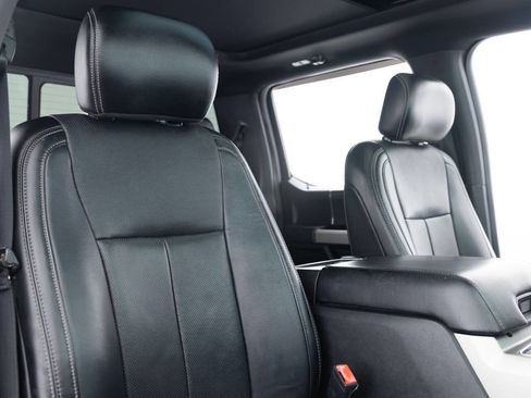 Used 2018 Ford F150 Lariat w/ Equipment Group 502A Luxury image 30