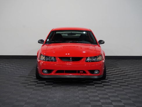 Used 2001 Ford Mustang Cobra image 4