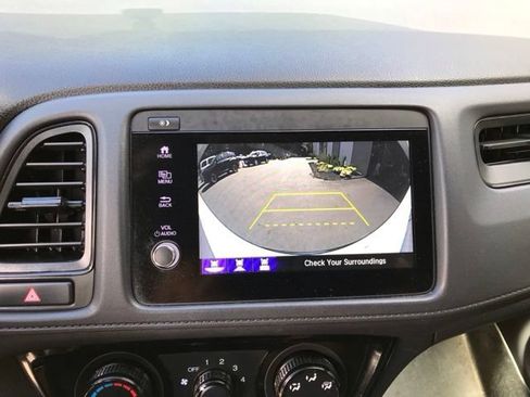 Used 2020 Honda HR-V Sport image 20