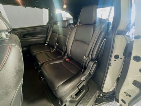 Used 2025 Honda Odyssey Sport-L image 27