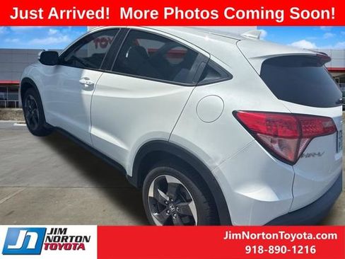 Used 2018 Honda HR-V EX image 5