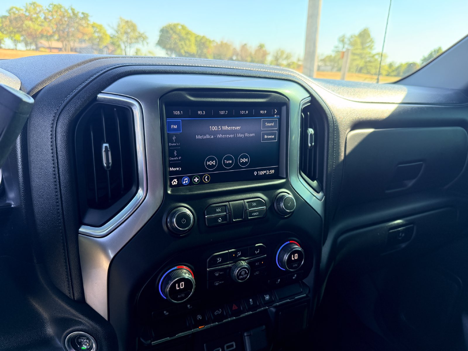 Used 2021 Chevrolet Silverado 1500 LT RWD image 17