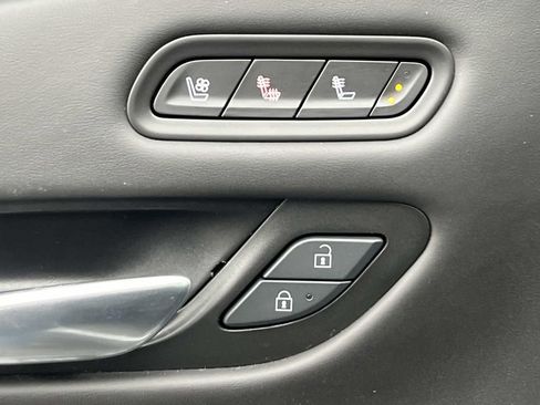 Certified 2024 Cadillac Escalade V image 30