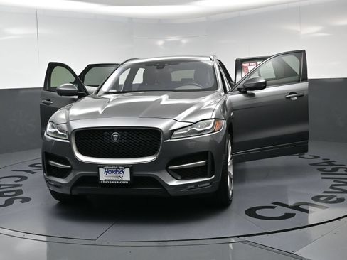 Used 2017 Jaguar F-PACE R-Sport AWD/4WD image 23
