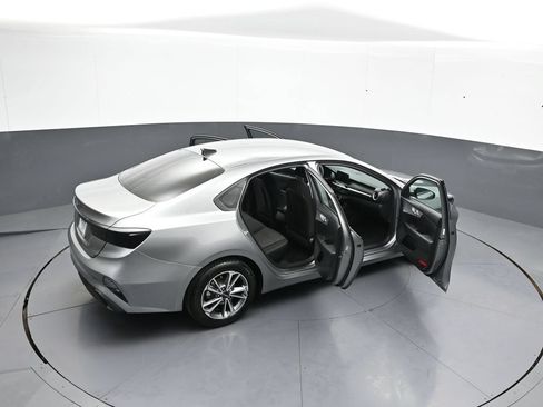 Used 2022 Kia Forte LXS w/ LXS Technology Package FWD image 43