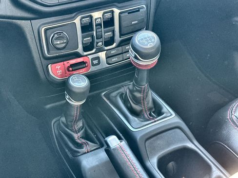 Used 2019 Jeep Wrangler Unlimited Rubicon image 17