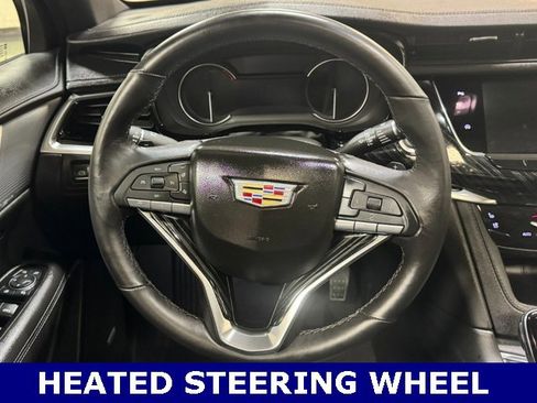 Used 2025 Cadillac XT6 Premium Luxury image 33