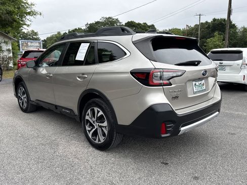 Used 2020 Subaru Outback Limited AWD/4WD image 3