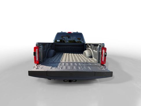 New 2025 Ford F250 Lariat w/ Lariat Ultimate Package image 17