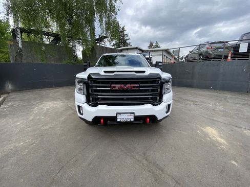 Used 2021 GMC Sierra 2500 AT4 w/ AT4 Premium Plus Package AWD/4WD image 9