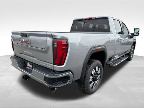 New 2026 GMC Sierra 2500 Denali w/ Denali Reserve Package AWD/4WD image 7