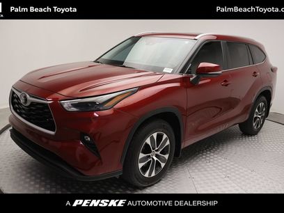 Used 2024 Toyota Highlander XLE