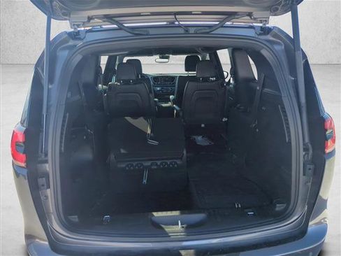 Used 2023 Chrysler Pacifica Touring-L w/ S Appearance Package image 25