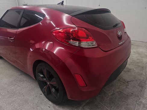 Used 2012 Hyundai Veloster w/ Tech Pkg image 6