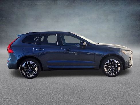 New 2026 Volvo XC60 B5 Plus w/ Protection Package Premier image 8