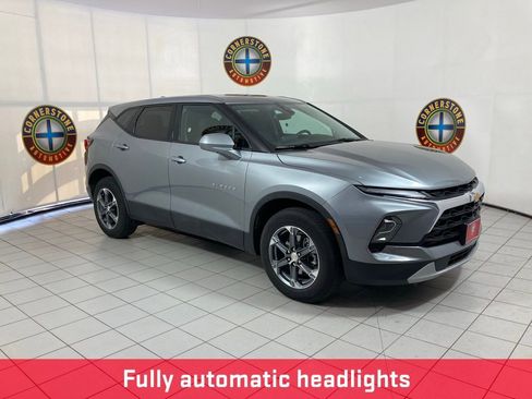 Used 2025 Chevrolet Blazer LT AWD/4WD image 19