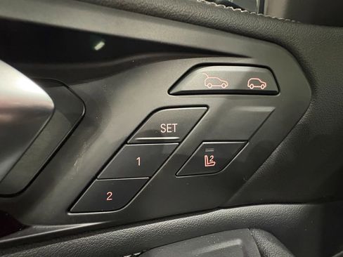 Used 2024 BMW X6 xDrive40i image 33