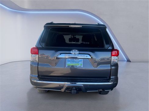 Used 2013 Toyota 4Runner SR5 image 5