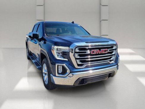 Used 2022 GMC Sierra 1500 SLT AWD/4WD image 3