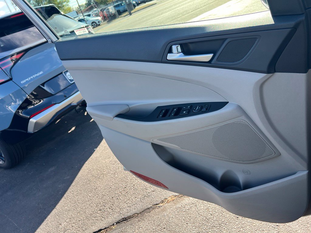 Used 2019 Hyundai Tucson Value AWD/4WD image 14