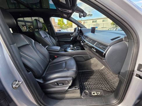 Used 2019 Audi Q7 3.0T Prestige w/ Prestige Package image 16