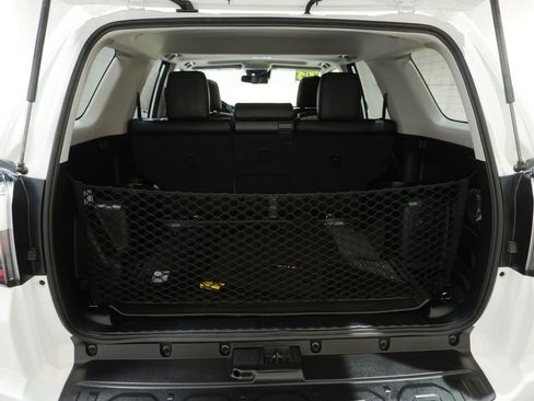 Used 2023 Toyota 4Runner TRD Off-Road Premium w/ Moonroof Package AWD/4WD image 6