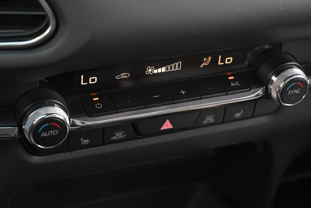 Certified 2023 MAZDA CX-30 AWD 2.5 S w/ Premium Package image 30
