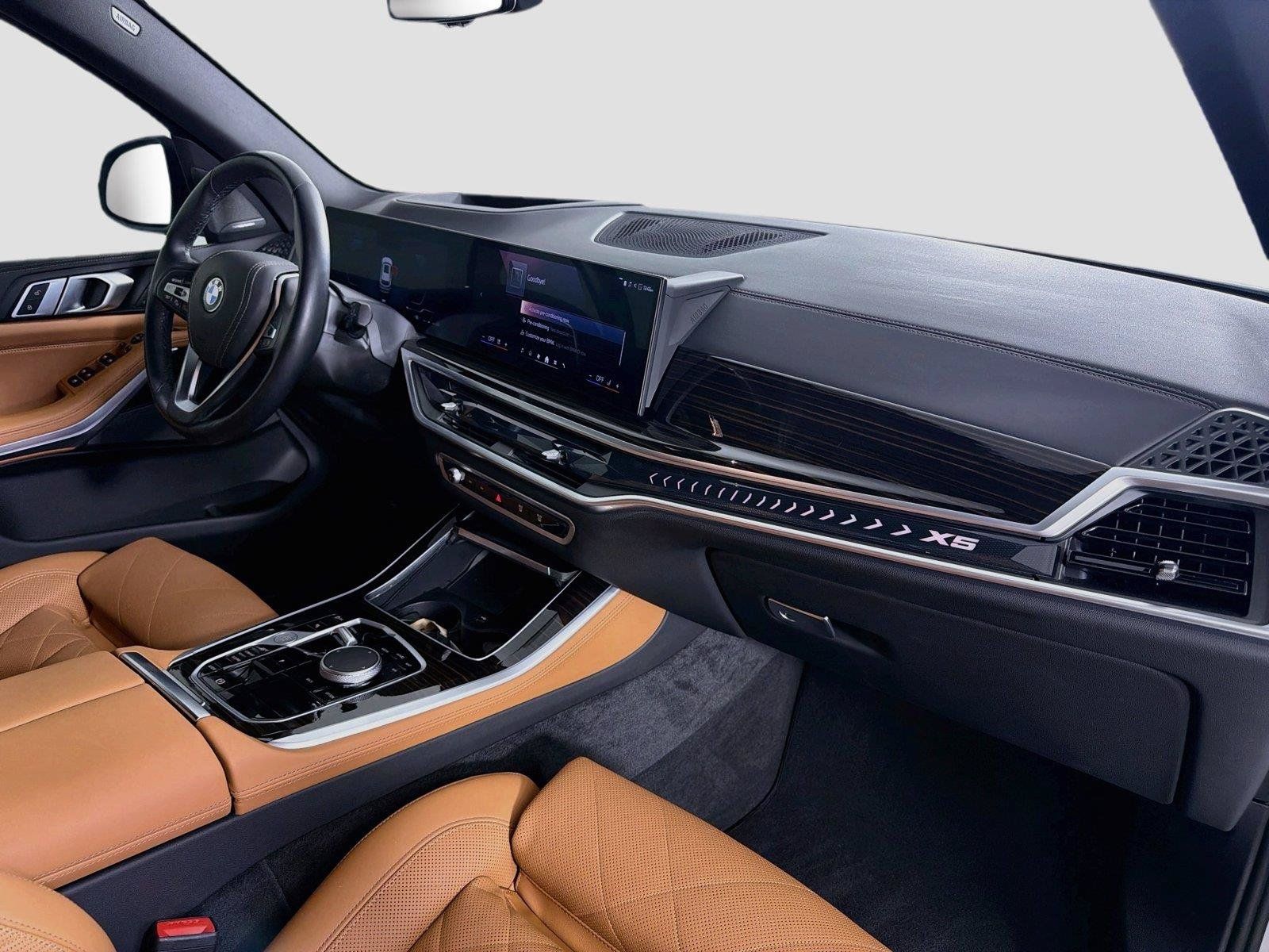 Used 2025 BMW X5 sDrive40i w/ Climate Comfort Package RWD image 31