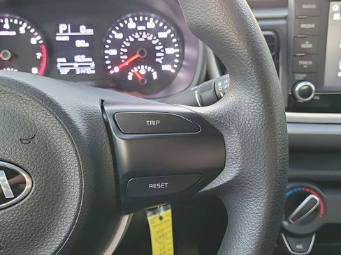 Used 2020 Kia Rio LX image 28
