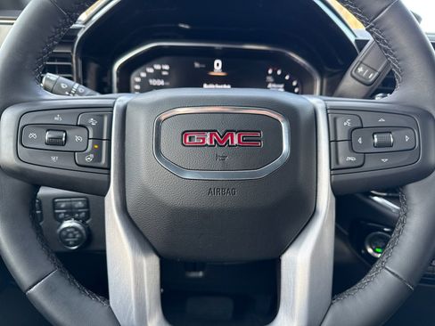 Used 2024 GMC Sierra 1500 SLT image 26