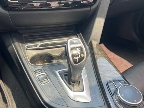 Used 2018 BMW 330i Sedan RWD image 18