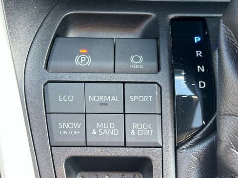 Certified 2021 Toyota RAV4 XLE w/ Convenience Package image 20