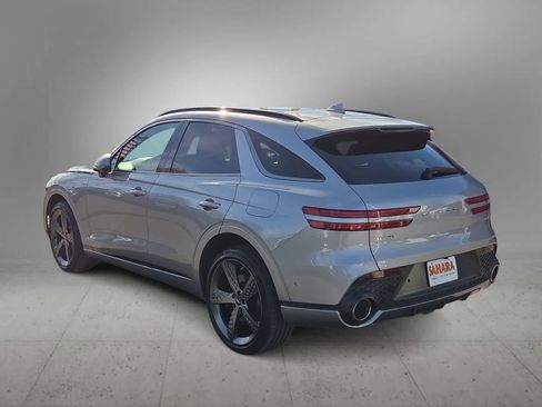 Used 2023 Genesis GV70 2.5T w/ Sport Prestige Package image 7