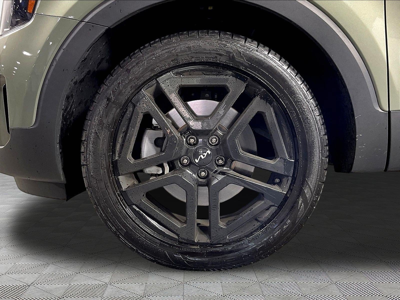 Certified 2024 Kia Telluride SX Prestige X-Line AWD/4WD image 35