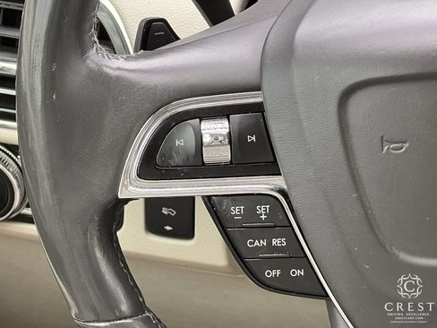 Used 2018 Lincoln Navigator Reserve AWD/4WD image 12